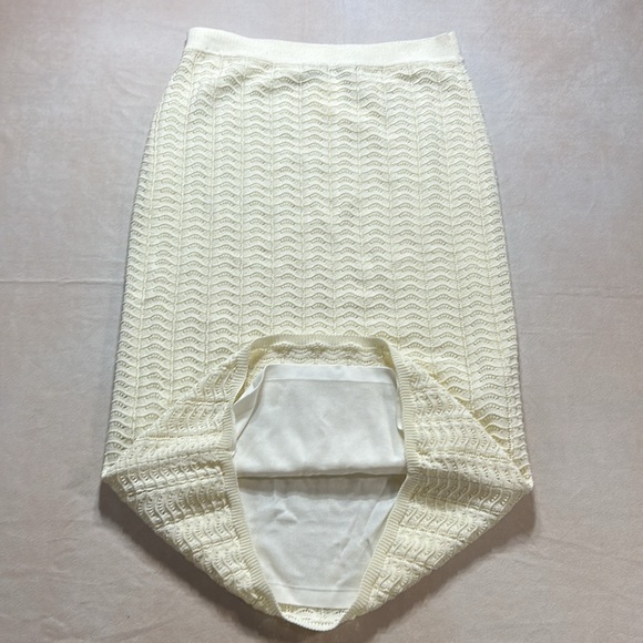 Theory crochet skirt - Picture 5 of 10